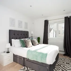  Holiday home Hamlet Mews By Sorted United Kingdom